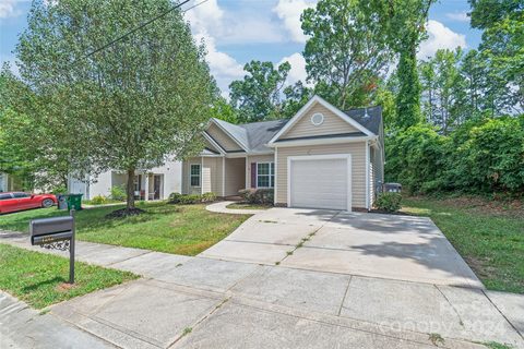 1212 Summerville Road sold home in Homestead Glen, Charlotte, NC