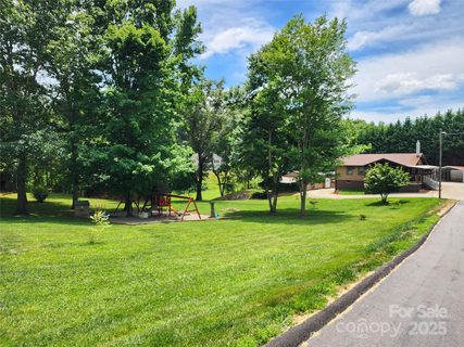 185 Candler School Road sold home in Candler Heights, Candler, NC