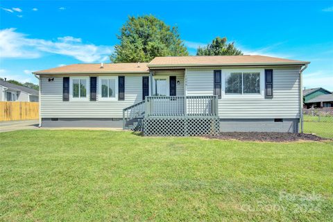 1008 Academy Circle sold home in College Park, Dallas, NC