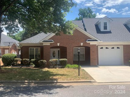 405 Knops Nob Road sold home in Northgate Off Main, Mooresville, NC