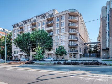 718 W Trade Street 703