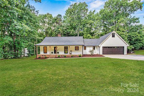 7864 Lakeview Drive