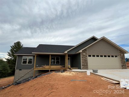 733 Morlin Acres Drive sold home in Sky View Ridge, Marshall, NC