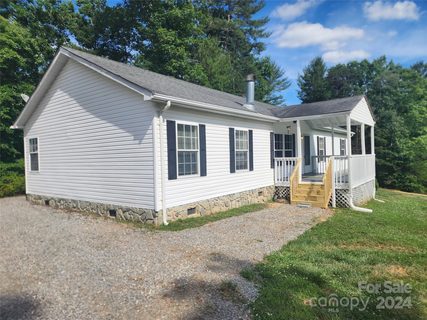 1184 Silverbrook Drive sold home in QUAKER MEADOWS, Morganton, NC
