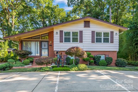 1513 Archdale Drive