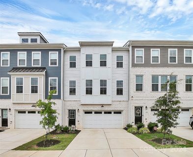 4511 Forsyth Place sold townhome in Roseglen, Fort Mill, SC