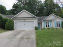 8276 Chatham Oaks Drive sold home in Concord, SC