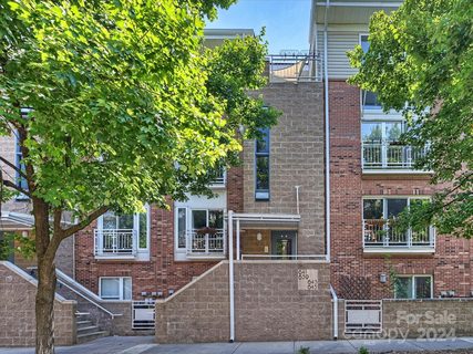 Previously sold for $425,000