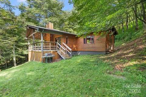 63 Unakite Lane