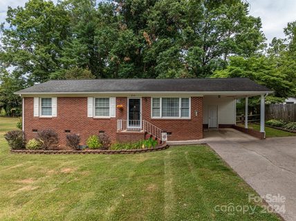 214 Bright Avenue sold home in Edgewood Acres, Bessemer City, NC