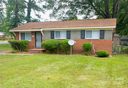 9001 Feldbank Drive sold home in Charlotte, SC