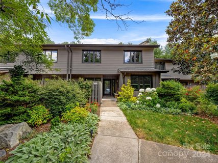 468 Crowfields Drive