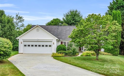 13 Sand Pebble Court