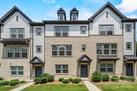 328 Hastings Run Drive sold townhome in Wendwood Terrace, Charlotte, NC