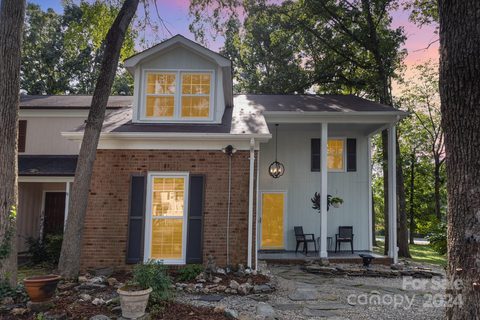 11100 Silkwood Court sold townhome in Renaissance On Carmel, Charlotte, NC