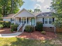 2121 Winterfield Drive sold home in Gastonia, SC