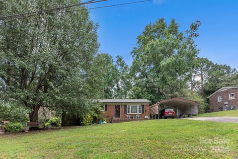3004 Briarwood Lane sold home in Maplecrest, Gastonia, NC