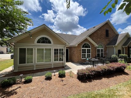 164 Lone Oak Circle sold home in Village at India Hook, Rock Hill, SC