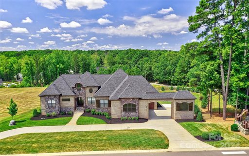 2737 Holbrook Road sold home in The Ridge at Fort Mill, Fort Mill, SC