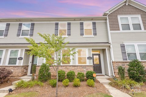 11024 Chalkbark Lane sold townhome in Galloway Park, Charlotte, NC