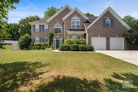 179 Autumn Frost Avenue sold home in Barium Seasons Village, Statesville, NC