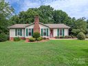 14301 Clearvale Drive sold home in Mint Hill, SC
