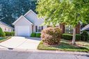 181 Oak Village Parkway sold home in Mooresville, SC