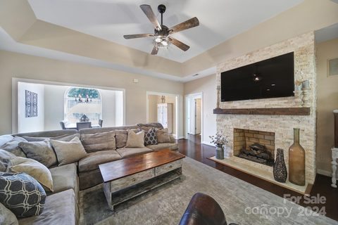 760 Monticello Drive