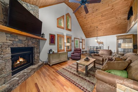 174 Cottontail Trail sold home in Dogwood Trails, Maggie Valley, NC
