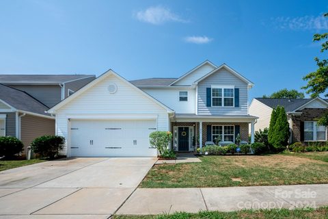 924 Skywatch Lane