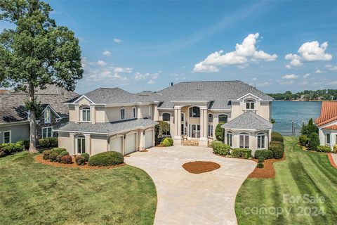 3446 Governors Island Drive active home in Governors Island, Denver, NC