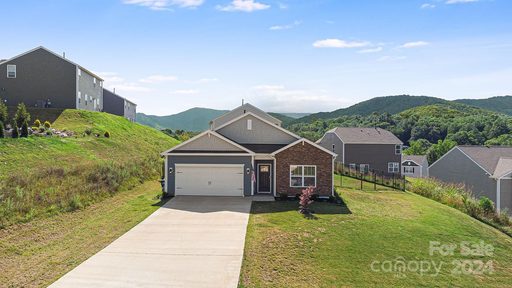 127 Amblers Knoll Road sold home in Amblers Chase, Weaverville, NC