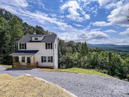 204 Rambling Trail