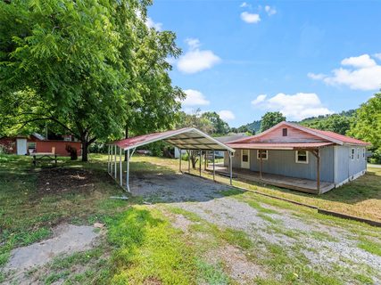14 Haywood Avenue sold home in Greene Hills, Canton, NC