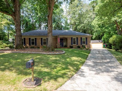 9610 Lone Oak Court