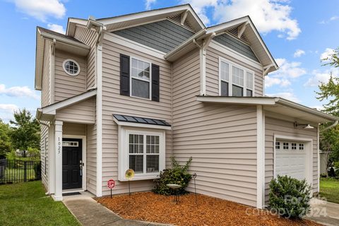 1023 Kensrowe Lane