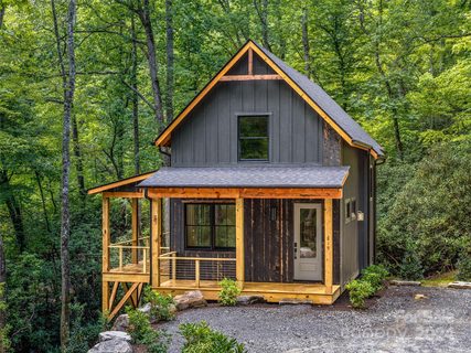 819 Pisgah Forest Drive sold home in Pisgah Forest Farms, Pisgah Forest, NC