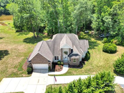 8406 Catawba Cove Drive sold home in Lake Wylie, Belmont, NC