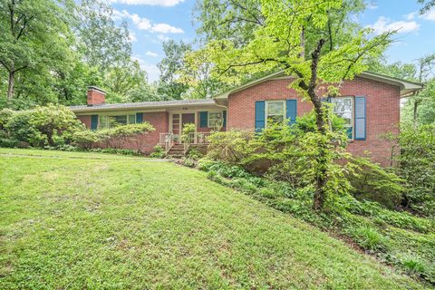 124 Woodvale Circle sold home in Forest Hills, Lincolnton, NC