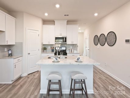 5403 Brailey Circle