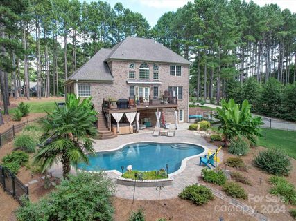 1216 Broadside Road sold home in Estates At Windswept Cove, York, SC