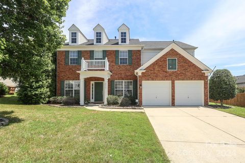 8313 Cutters Spring Drive sold home in Park Providence, Waxhaw, NC