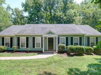 915 Somersby Lane