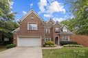 2309 River Oaks Drive sold home in Waxhaw, SC