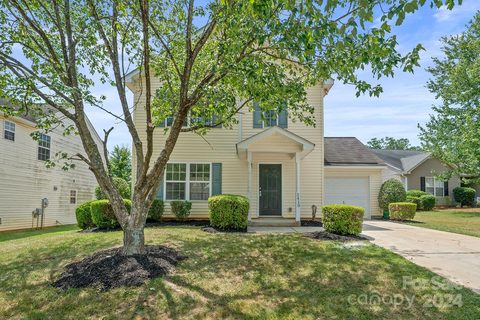 2410 Fairstone Avenue sold home in Fairstone, Charlotte, NC
