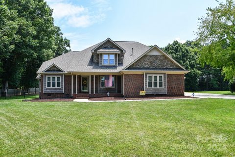 1932 Windmere Drive sold home in Windmere, Monroe, NC