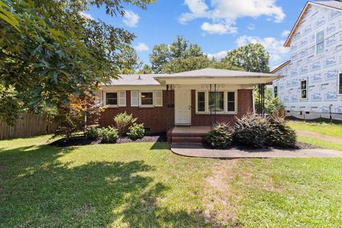 2808 Hilliard Drive