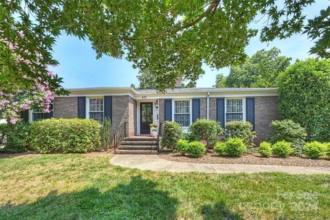 4115 Sulkirk Road