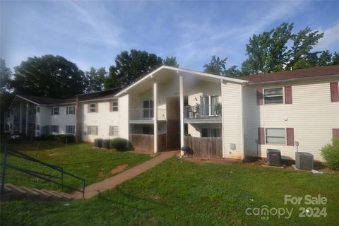 7992 Shady Oak Trail 132 sold condo in Shady Oaks, Charlotte, NC