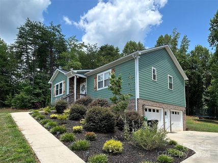 137 Deer Creek Drive sold home in Deer Creek, Hudson, NC